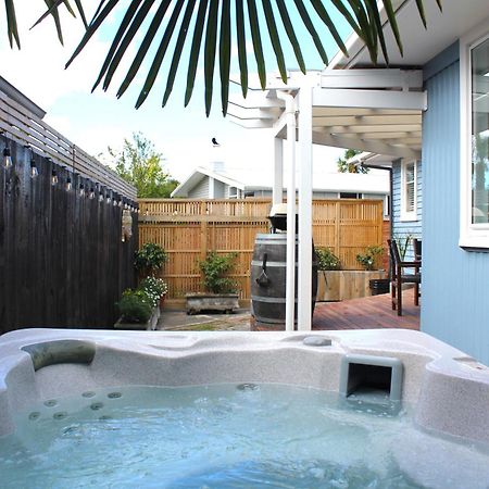 Beautiful Home With Short Stroll To Havelock Village Havelock North Εξωτερικό φωτογραφία