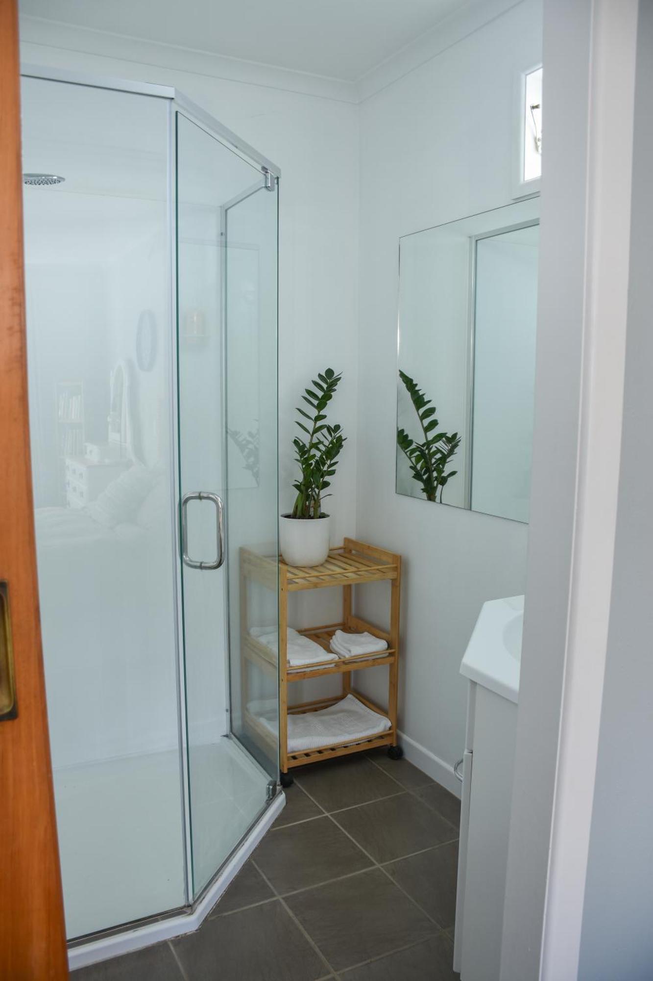 Beautiful Home With Short Stroll To Havelock Village Havelock North Εξωτερικό φωτογραφία